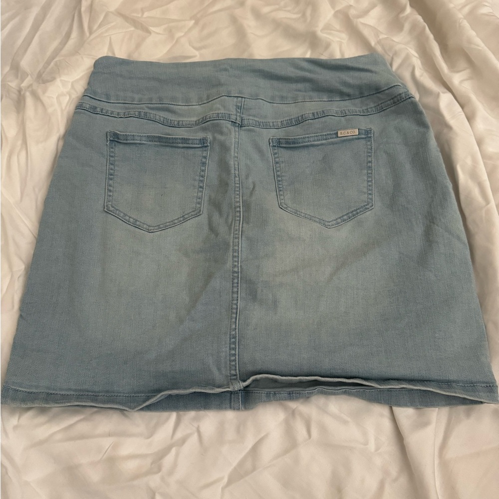 Skort - Picture 2 of 4
